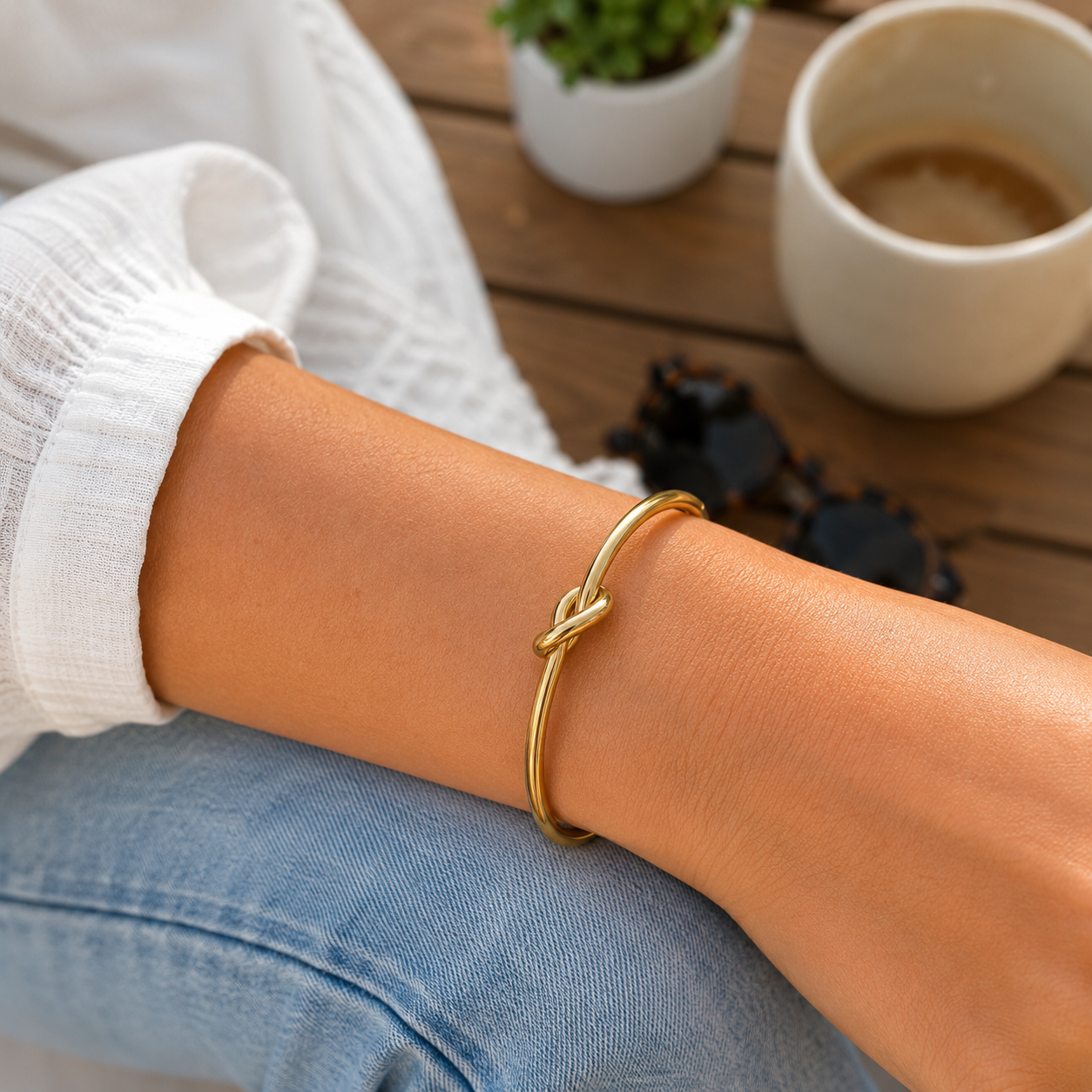 Knot Simple Bracelet