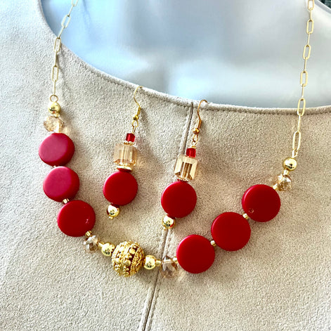 Zoe Red Choker Set