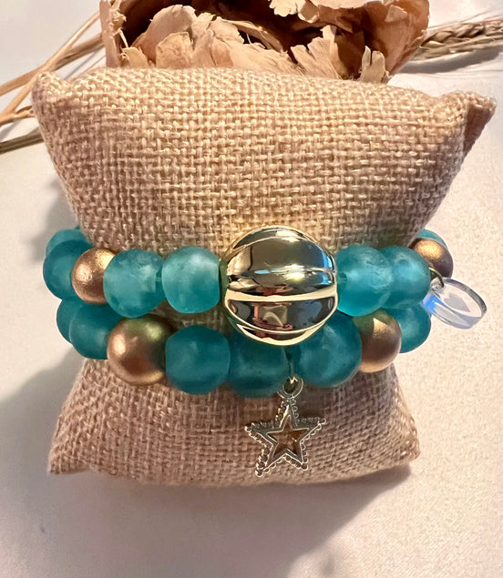 Eleanor light blue Bracelets