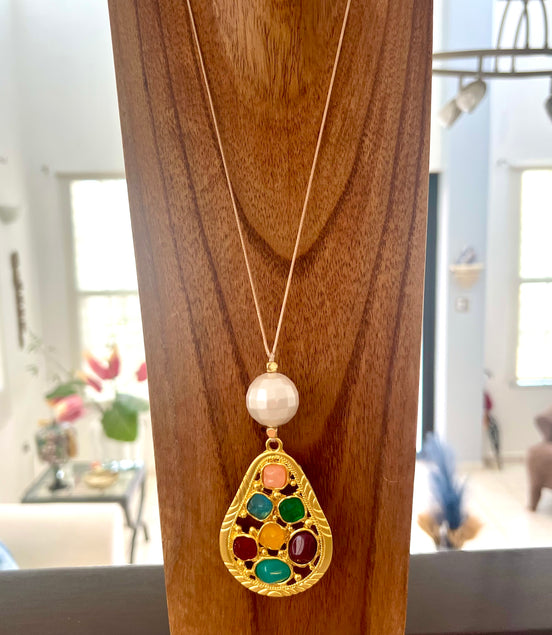 Lesliane Necklace Set