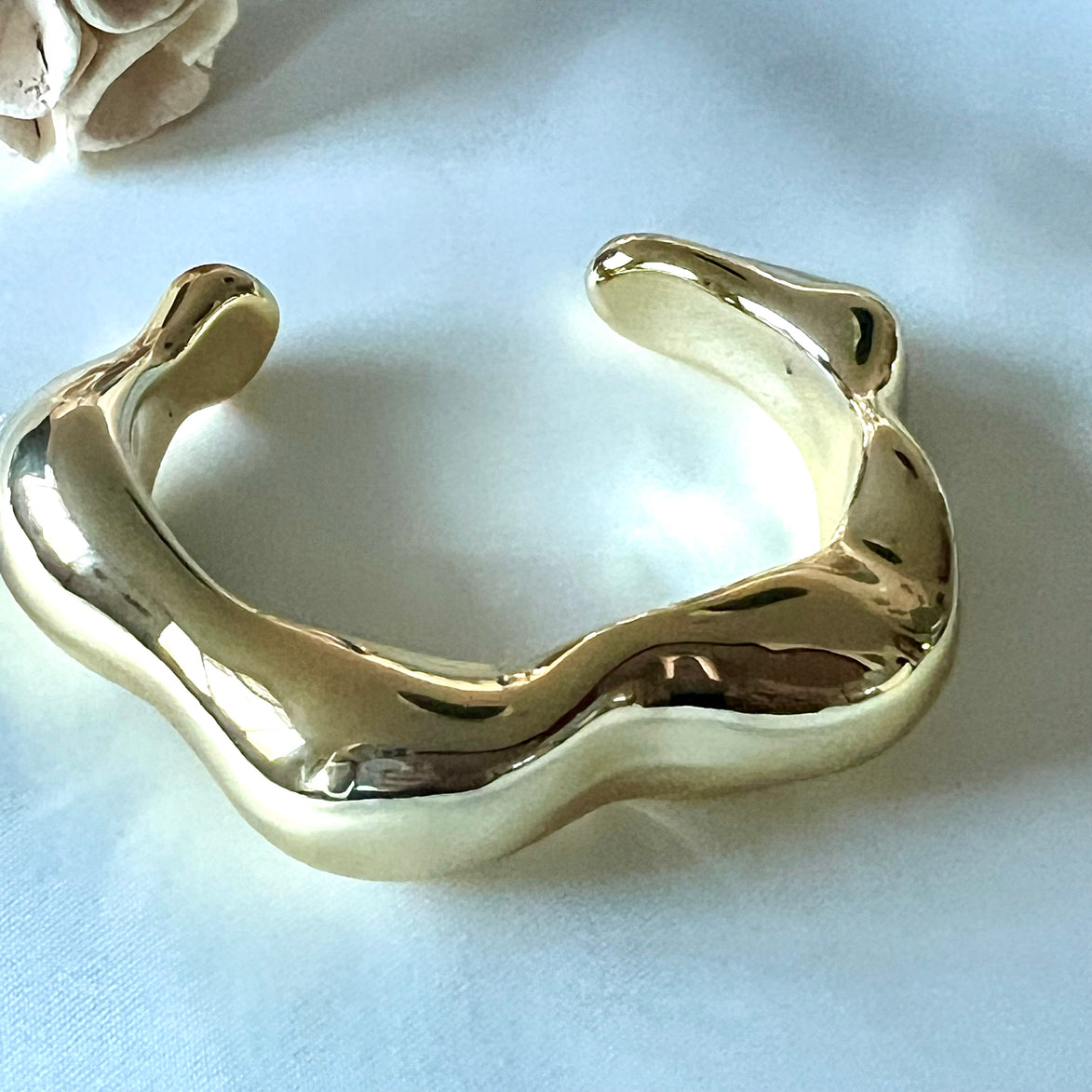 Goldie Bracelet One