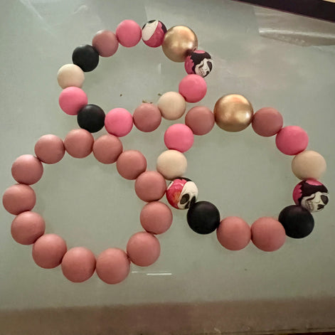 Pink tones beach bracelets - Georgie Rosario Jewelry and more...