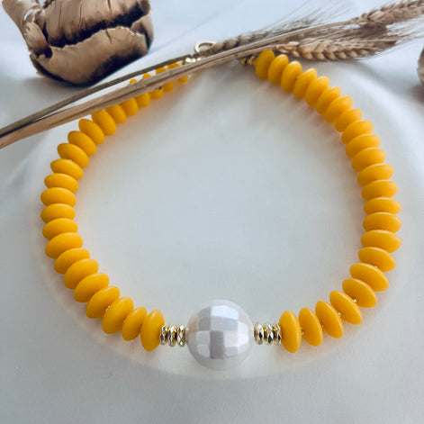 Lacey Choker