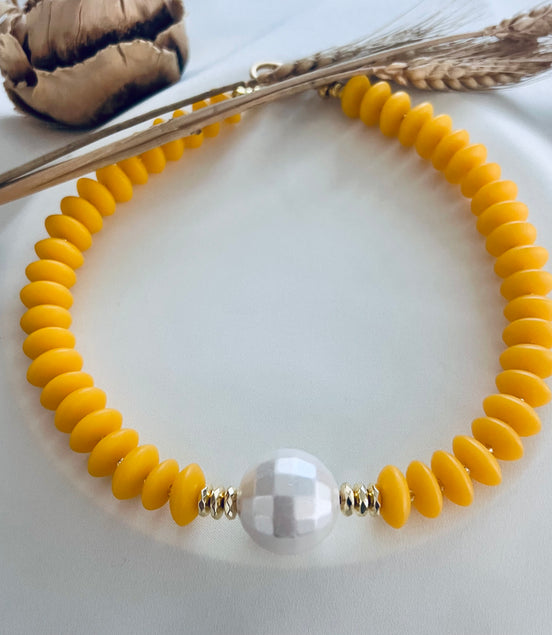 Lacey Choker